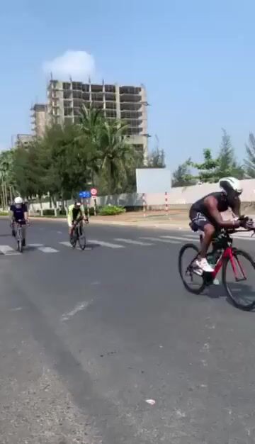 Xe đạp road để đua giải, thi đấu Iron Man. Mua bán Xe đạp tại Quận Ngũ Hành Sơn Đà Nẵng được đăng bởi Phan Thanh Xuân hình 1