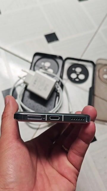 Honor Magic 5 Pro 512GB Xám Đã sử dụng. Mua bán Điện thoại tại Thành phố Thuận An Bình Dương được đăng bởi WanPao hình 1