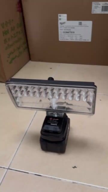 Đèn pha LED chiếu xa. Mua bán Đèn tại Quận Ninh Kiều Cần Thơ được đăng bởi LÂM QUỐC TRUNG hình 1