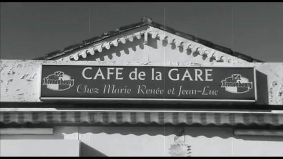 2 minutes au café