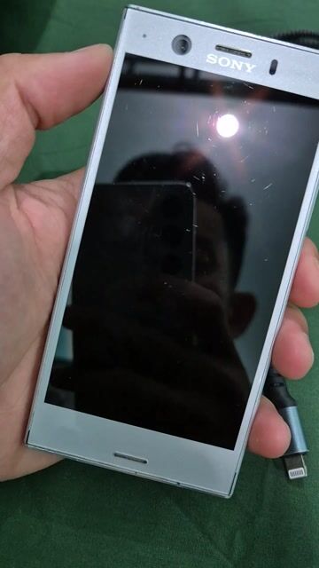 Sony XZ1 Compact Bạc Đã sử dụng. Mua bán Điện thoại tại Huyện Ba Vì Hà Nội được đăng bởi Hoàng Văn Trường hình 1