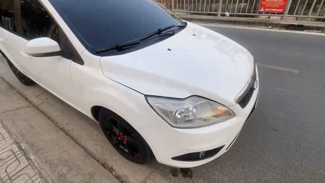 Ford Focus 2011 màu trắng số tự động  - 100000 km. Mua bán Ô tô tại Quận Gò Vấp Tp Hồ Chí Minh được đăng bởi Kim hương hình 1
