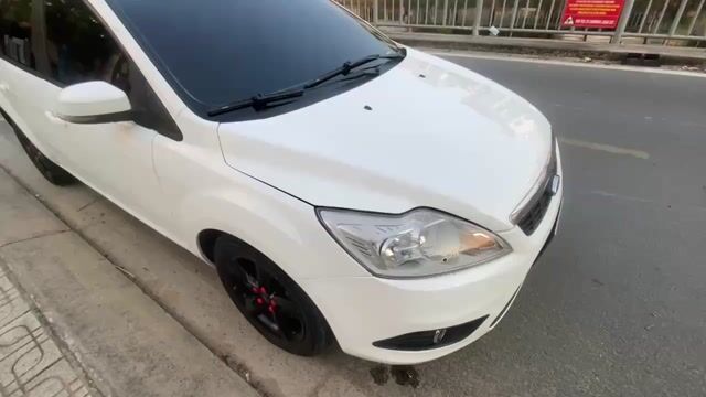 Ford Focus 2011 màu trắng số tự động  - 100000 km. Mua bán Ô tô tại Quận Gò Vấp Tp Hồ Chí Minh được đăng bởi Kim hương hình 1