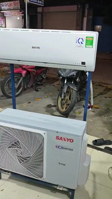MÁY LẠNH SANYO INVERTER 1,5HP. Mua bán Máy lạnh, điều hoà tại Huyện Hóc Môn Tp Hồ Chí Minh được đăng bởi Tuyết Vy hình 1