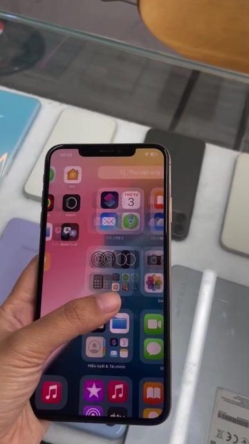 iPhone Xs Max 256GB Vàng đồng rin full. Mua bán Điện thoại tại Quận Ngũ Hành Sơn Đà Nẵng được đăng bởi Sunny hình 1
