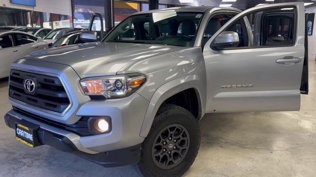 2017 Toyota Tacoma video thumbnail