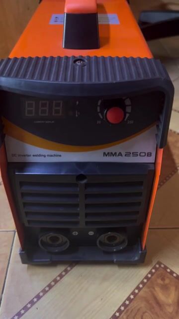 Máy hàn điện Jasic MMA 250B. Mua bán Đồ chuyên dụng, Giống nuôi trồng tại Quận Tân Phú Tp Hồ Chí Minh được đăng bởi Đạt hình 1