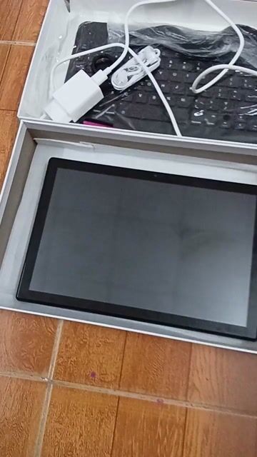 Máy tính bảng Đen Còn nguyên seal. Mua bán Máy tính bảng tại Quận Tân Phú Tp Hồ Chí Minh được đăng bởi Minh Tâm Võ hình 1