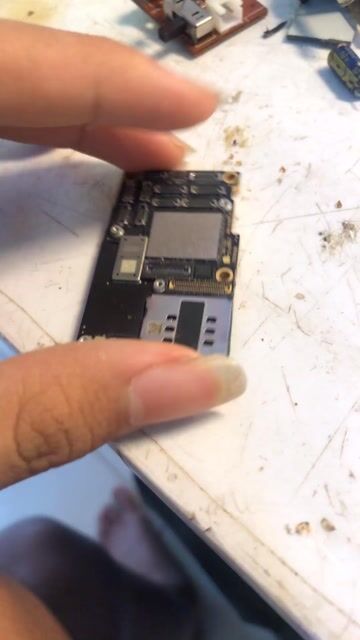 Mainboard Apple iPhone 11 Pro Hư hỏng. Mua bán Điện thoại tại Huyện Cẩm Khê Phú Thọ được đăng bởi tiến nguyễn hình 1