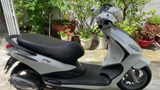 Piagiio Fly Fi 2013 xe đẹp máy ngon. Mua bán Xe máy tại Quận 5 Tp Hồ Chí Minh được đăng bởi JM hình 1