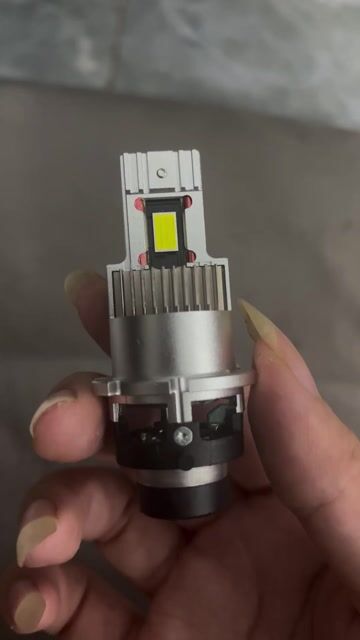 Đèn pha ô tô LED D4S/R 300000Lm Canbus Tự Động Đèn. Mua bán Phụ tùng xe tại Thành phố Biên Hòa Đồng Nai được đăng bởi Tường Vy Nguyễn Thị hình 1