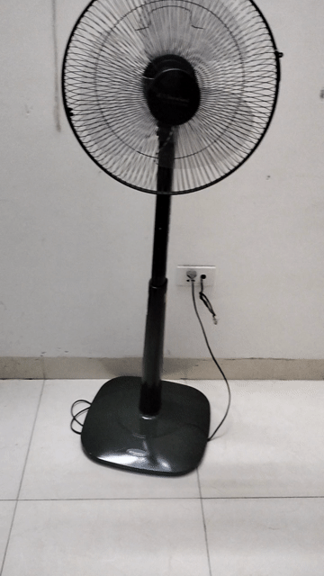 Quạt đứng Vinawind Xanh rêu 400mm Điều khiển từ xa. Mua bán Quạt tại Quận Hà Đông Hà Nội được đăng bởi Nguyễn xuyen hình 1