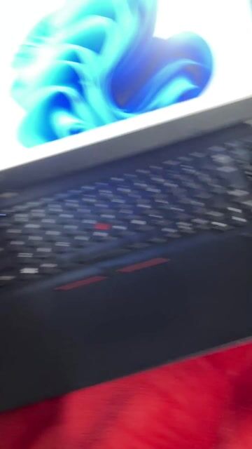 Lenovo ThinkPad i5-8265U 8GB/128GB Đen. Mua bán Laptop tại Thành phố Bắc Ninh Bắc Ninh được đăng bởi Vũ Lộc hình 1