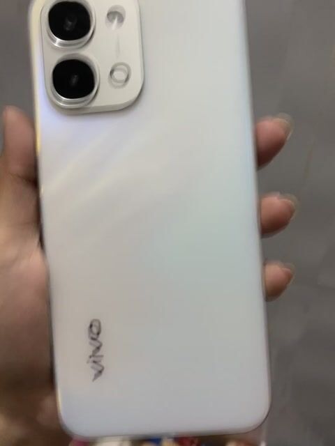 Vivo Y31d Trắng Đã sử dụng. Mua bán Điện thoại tại Huyện Hóc Môn Tp Hồ Chí Minh được đăng bởi Nguyễn Hân hình 1