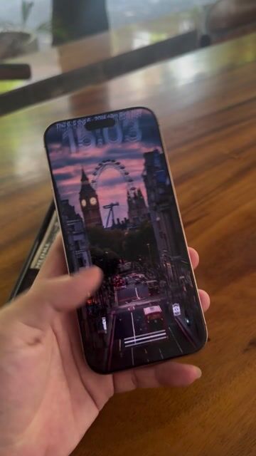 iPhone 16 Pro Max Vàng Đã qua sử dụng. Mua bán Điện thoại tại Quận Gò Vấp Tp Hồ Chí Minh được đăng bởi Quảng Phạm Mua Iphone Lock và QT  HCM hình 1