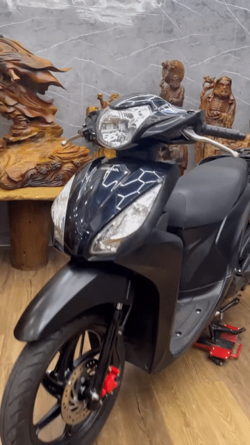 Honda Vision Bản đặc biệt Đen biển SG có cccd chủ. Mua bán Xe máy tại Quận 7 Tp Hồ Chí Minh được đăng bởi Xe Cũ Hiếu CT hình 1