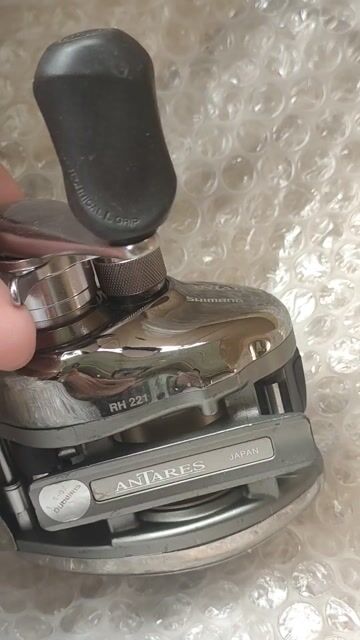 Máy câu cá Simano Antares RH221 tay trái, máy mượt. Mua bán Đồ thể thao, Dã ngoại tại Thành phố Đà Lạt Lâm Đồng được đăng bởi Huỳnh Hữu Toàn hình 1