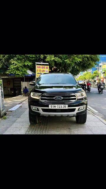 Ford Everest 2018 Titanium 2.0L 4x4 AT chính chủ. Mua bán Ô tô tại Quận Tân Phú Tp Hồ Chí Minh được đăng bởi Lê Băng Vinh hình 1