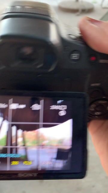 Máy ảnh Sony HX200V siêu zoom. Mua bán Máy ảnh, Máy quay tại Thành phố Thủ Dầu Một Bình Dương được đăng bởi Duong hình 1