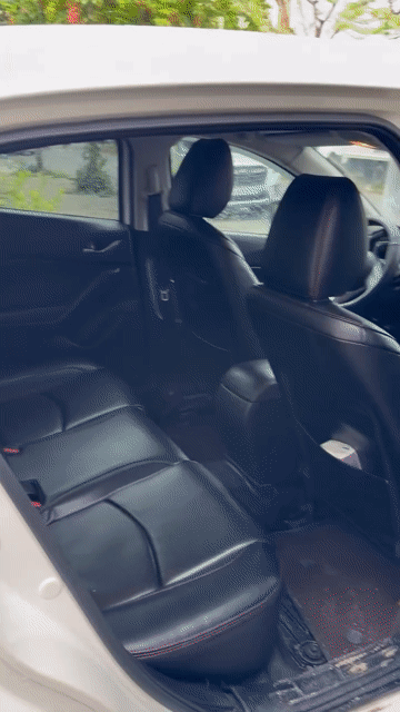Bán Mazda 3 nhà đi full option, chỉ 350 triệu. Mua bán Ô tô tại Quận Cẩm Lệ Đà Nẵng được đăng bởi Anh Thư hình 1