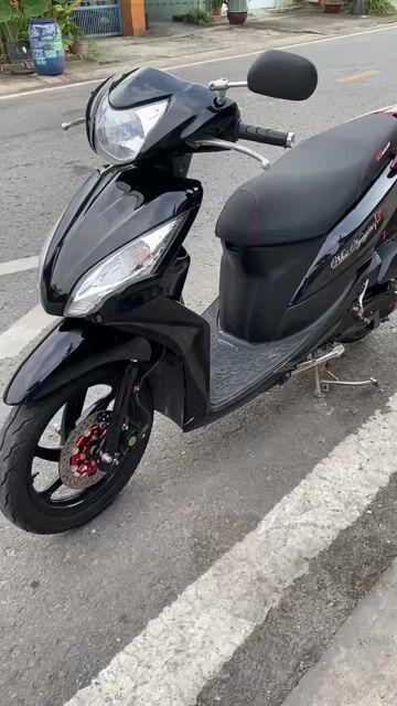 Vision kiểng nử đi cònkeng lắm. Mua bán Xe máy tại Thành phố Thủ Dầu Một Bình Dương được đăng bởi xe máy Huy Hoàng hình 1