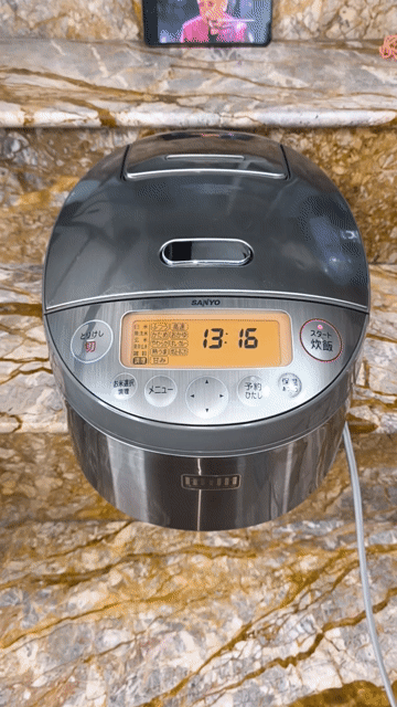 SANYO NỒI CƠM IH-CAO TẦN/ÁP SUẤT BI,JAPAN,100VOLT. Mua bán Bếp, lò, đồ điện nhà bếp tại Quận Hai Bà Trưng Hà Nội được đăng bởi QUỐC TUẤN JAPAN hình 1