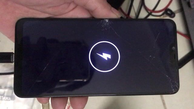 Xác Oppo A3s. Mua bán Điện thoại tại Quận 12 Tp Hồ Chí Minh được đăng bởi Bảy hình 1