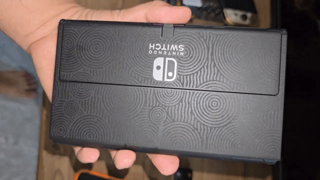 Nintendo Switch OLED Zelda 512GB Vàng. Mua bán Thiết bị chơi game tại Thị xã Bến Cát Bình Dương được đăng bởi thang Minh hình 1