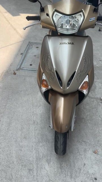 Honda Lead 2013 Vàng đồng. Mua bán Xe máy tại Quận 7 Tp Hồ Chí Minh được đăng bởi Chuyên Xe Giá Tốt hình 1