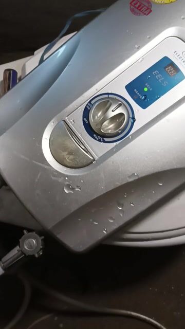 Máy nước nóng Joven 920i Bạc. Mua bán Thiết bị vệ sinh, nhà tắm tại Thị xã Tân Uyên Bình Dương được đăng bởi TRẦN TUẤN hình 1