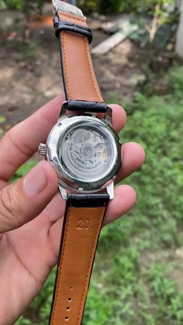 Đồng hồ Seiko Automatic Dây da Đen Bạc. Mua bán Đồng hồ tại Thành phố Cà Mau Cà Mau được đăng bởi son phan hoang hình 1