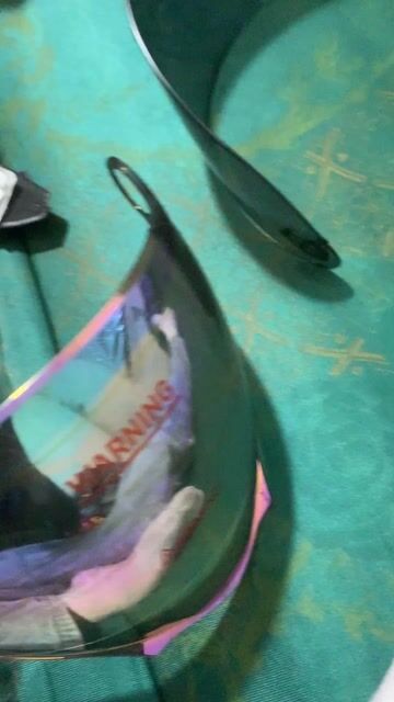 Kính mũ. Mua bán Phụ tùng xe tại Quận Ba Đình Hà Nội được đăng bởi Vũ Văn Dương  hình 1