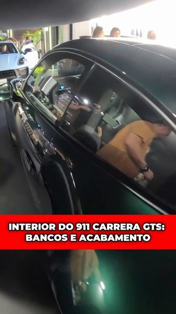 INTERIOR DO 911 CARRERA GTS: BANCOS E ACABAMENTO