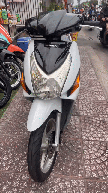 Honda Click 110cc 2006 bs 59d1-06939. Mua bán Xe máy tại Quận Phú Nhuận Tp Hồ Chí Minh được đăng bởi Thanh Hùng xebachin  hình 1