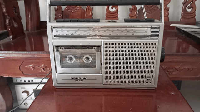 Radio Cassette Grundig RR-250. Mua bán Tivi, Âm thanh tại Quận Phú Nhuận Tp Hồ Chí Minh được đăng bởi chú bo 60 tuổi  hình 1