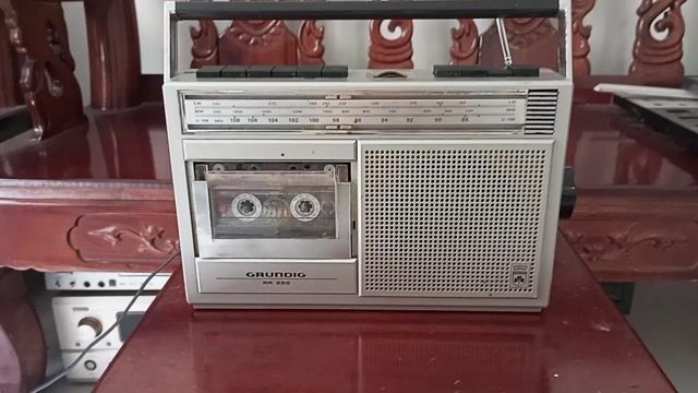Radio Cassette Grundig RR-250. Mua bán Tivi, Âm thanh tại Quận Phú Nhuận Tp Hồ Chí Minh được đăng bởi chú bo 60 tuổi  hình 1
