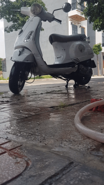 Piaggio Vespa LX 125 2010 Trắng. Mua bán Xe máy tại Thành phố Thuận An Bình Dương được đăng bởi HC hình 1