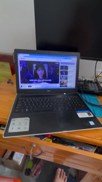 Dell Inspiron 5570 i5 thế hệ 8 8GB/256GB. Mua bán Laptop tại Thành phố Thủ Dầu Một Bình Dương được đăng bởi Thành Luân hình 1