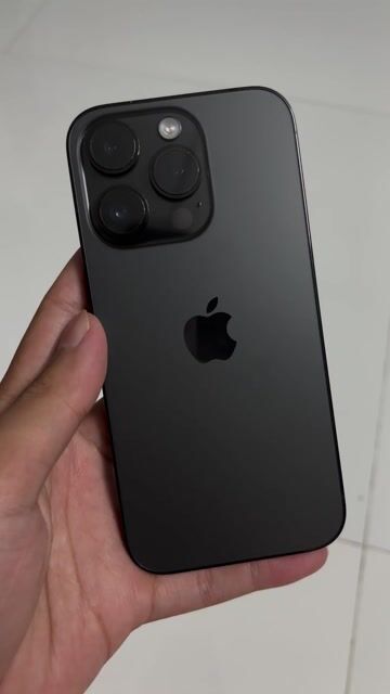 Apple iPhone 14 Pro 128GB Đen LL/A Qte Zin Ốc Áp. Mua bán Điện thoại tại Quận Ninh Kiều Cần Thơ được đăng bởi Otshuki hình 1