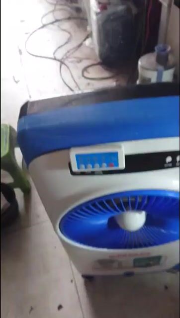 Quạt hơi nước Sunhouse 8 lít Trắng, Xanh. Mua bán Quạt tại Huyện Hóc Môn Tp Hồ Chí Minh được đăng bởi Đồ gia dụng Hóc Môn hình 1
