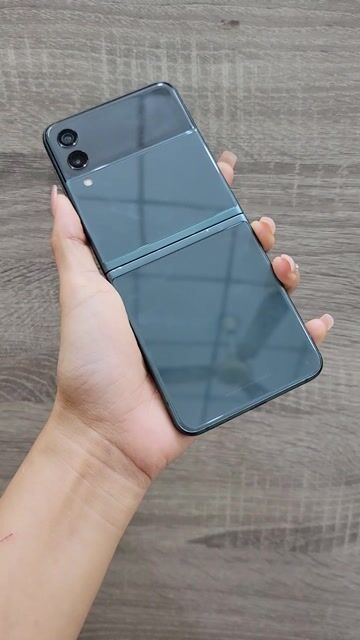 Samsung Z Flip 3 5G 256GB Xám. Mua bán Điện thoại tại Quận Gò Vấp Tp Hồ Chí Minh được đăng bởi KGPHONE  Điện Thoại Di Động giá tốt  hình 1