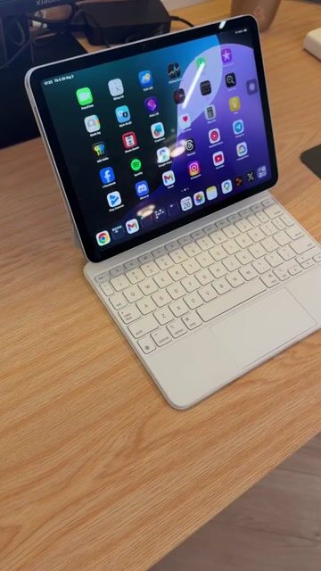 iPad Air M3 11 inch 128GB Blue – Máy đẹp 98% 🔥. Mua bán Máy tính bảng tại Quận Tây Hồ Hà Nội được đăng bởi Kevin Dương hình 1