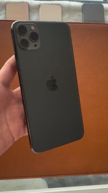 Apple iPhone 11 Pro Max 64GB Xám. Mua bán Điện thoại tại Thị xã Bến Cát Bình Dương được đăng bởi Trịnh phát mobile hình 1