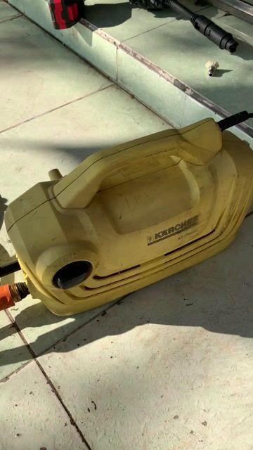 Máy rửa xe Karcher K2 Classic. Mua bán Đồ chuyên dụng, Giống nuôi trồng tại Thành phố Cam Ranh Khánh Hòa được đăng bởi Trung Nguyên hình 1