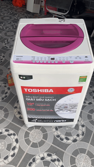Máy giặt Toshiba 8.2kg Trắng, Tím cũ 99%. Mua bán Máy giặt tại Quận Cái Răng Cần Thơ được đăng bởi Tiến hình 1