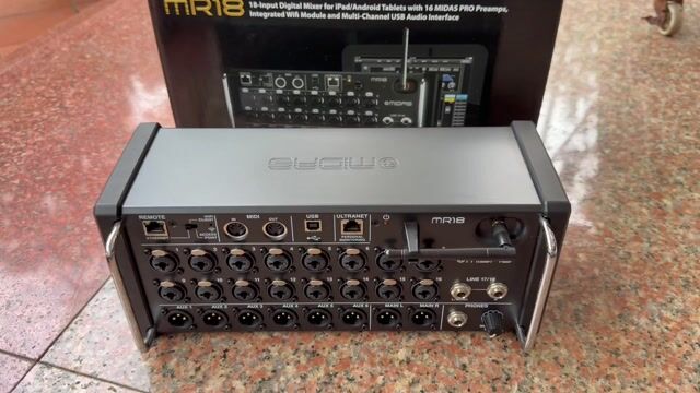 Mixer Midas MR18 như mới, fullbox, còn bảo hành. Mua bán Tivi, Âm thanh tại Quận Ngũ Hành Sơn Đà Nẵng được đăng bởi Phan Quí Trà hình 1