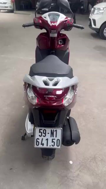 Honda Lead 125 Fi màu đỏ đen đời cuối 2013 bstp. Mua bán Xe máy tại Quận Tân Phú Tp Hồ Chí Minh được đăng bởi nguyên xuan thinh hình 1