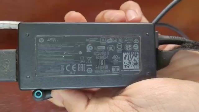 Sạc Laptop HP 45w, chân kim nhỏ, màu xanh. Mua bán Phụ kiện (Màn hình, Chuột...) tại Quận Gò Vấp Tp Hồ Chí Minh được đăng bởi Nguyễn Tài hình 1