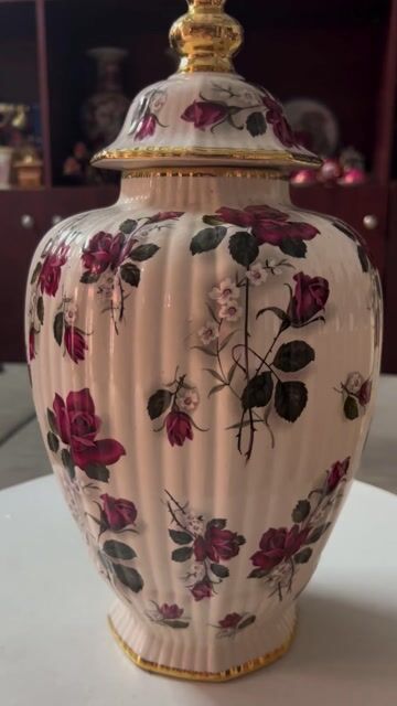 Bình gốm sứ Boch Freres Châu Âu dát vàng. Mua bán Đồ sưu tầm, đồ cổ tại Quận 3 Tp Hồ Chí Minh được đăng bởi Nguyễn Anh Sang hình 1