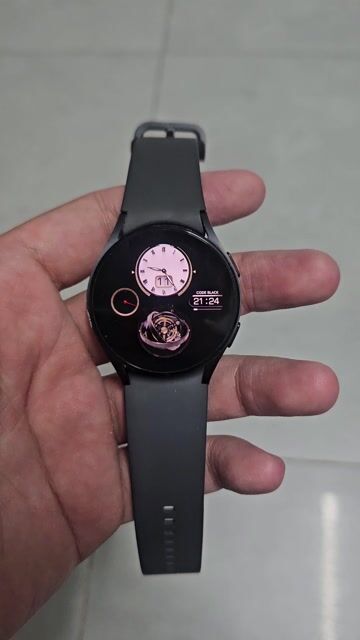 Samsung Galaxy Watch5 R900 Đen 40mm. Mua bán Thiết bị đeo thông minh tại Quận 7 Tp Hồ Chí Minh được đăng bởi Huy Hoàng hình 1